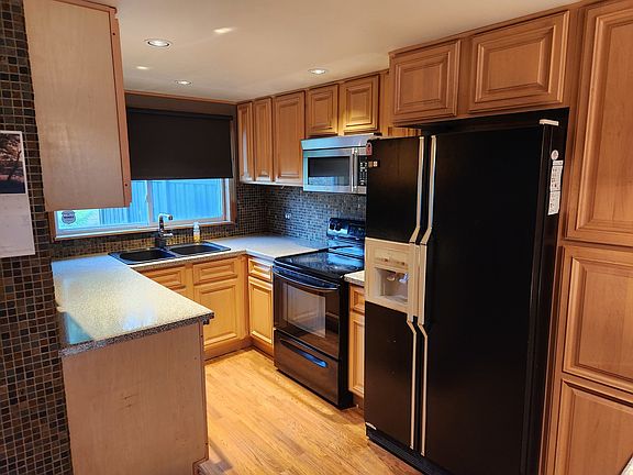 4th image of 22W321 Temple Dr