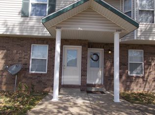 2407 W Calvin Dr, Ozark, MO 65721