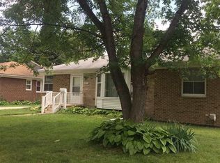 13711 Victoria St, Oak Park, MI 48237