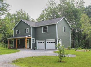 54 Bronson Ln, Colchester, VT 05446