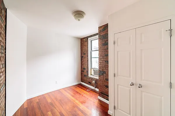 Rented by Sky Management | media 30