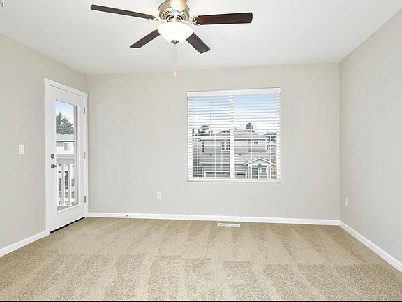 4th image of 15215 NE 72nd Way