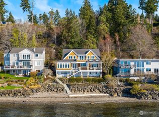 10039 NE South Beach Dr, Bainbridge Island, WA 98110
