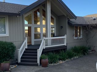 2881 Spy Glass Close, Santa Rosa, CA 95405