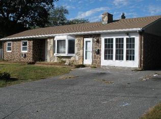 196 Maryland Ave, Somerset, MA 02726