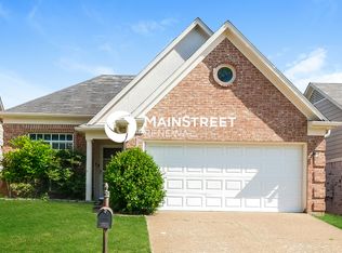 10100 Cross Hill Dr, Cordova, TN 38018