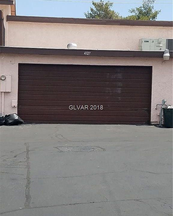 1st image of 4327 Spencer St