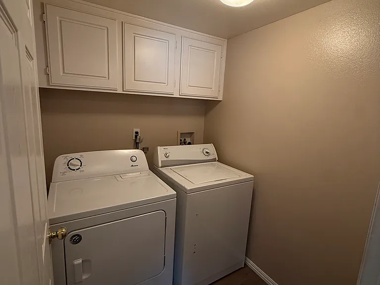 27211 Soprano St — Photo 13