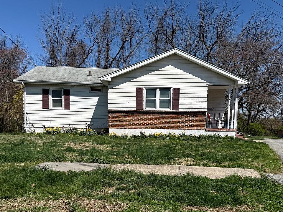 1st image of 17 Varmar Dr