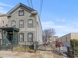 74 Murray St, Newark, NJ 07114