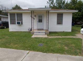 1116 W 9th St, Freeport, TX 77541