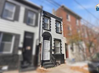 2530 Collins St, Philadelphia, PA 19125