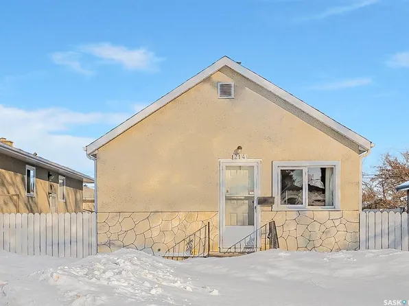 214 Q AVENUE N, Saskatoon, SK S7L 2X6