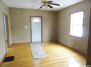 226 E Pine Ave, Findlay, OH 45840