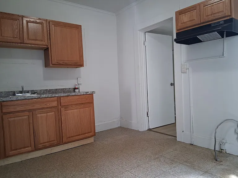 113 Church St — Photo 8