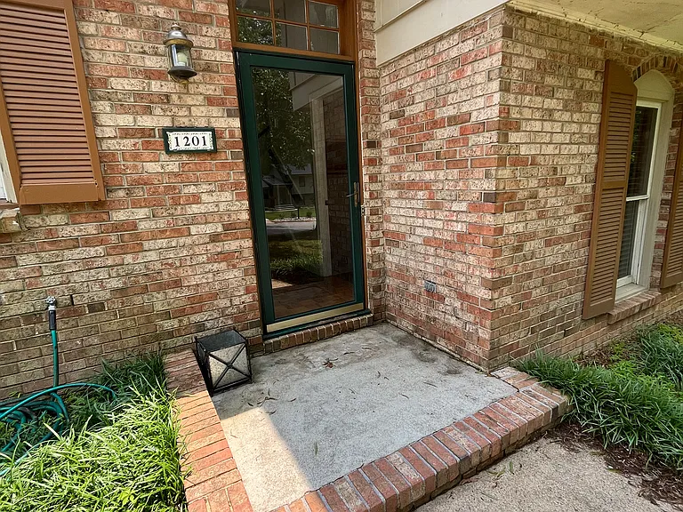 Front landing