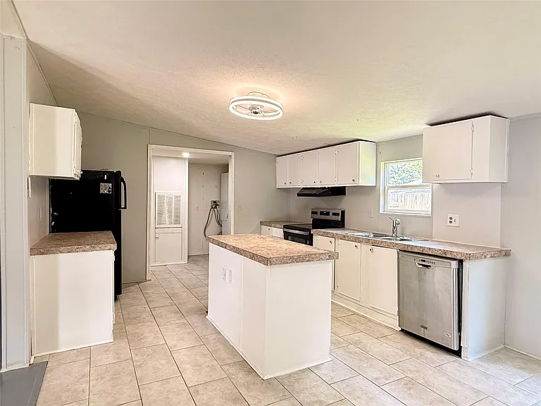 11115 Hayslip Ln — Photo 13