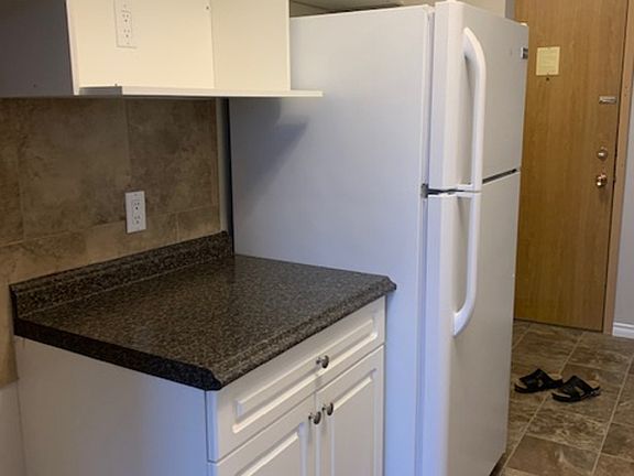 2nd image of 8111 C 96th St #D-220key-4