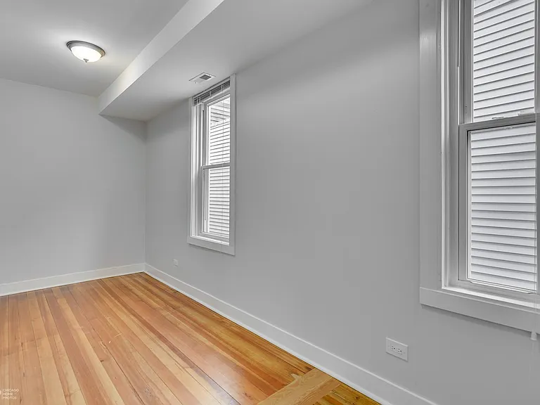 2525 N Wayne Ave #2R — Photo 6