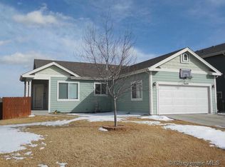 1609 Maroon Dr, Cheyenne, WY 82001