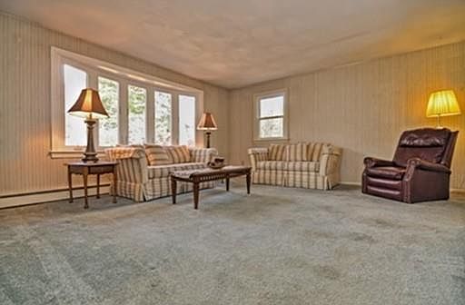 5th image of 1 Florence Cir