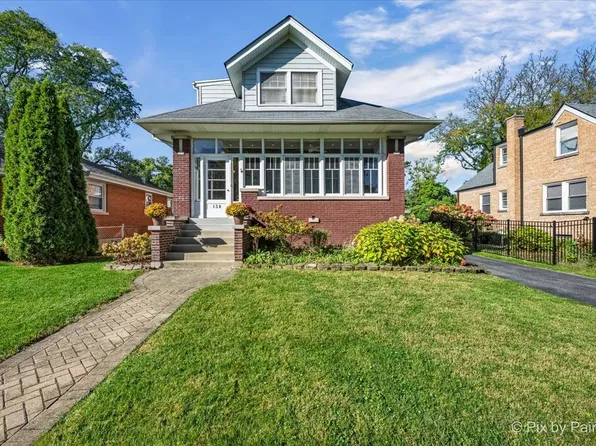 138 S Princeton Ave, Villa Park, IL 60181