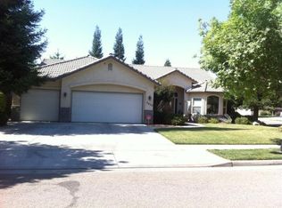 3450 E Howard Ct, Visalia, CA 93292
