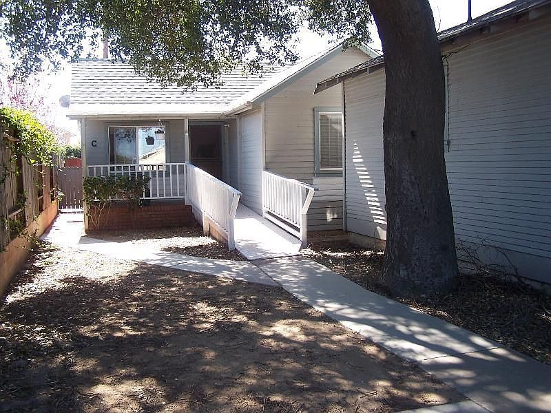 1st image of 536 E Newlove Dr