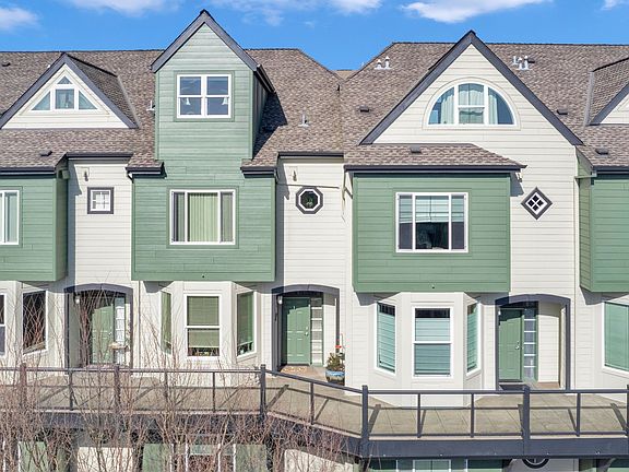 2nd image of 905 N Harbour Dr #6