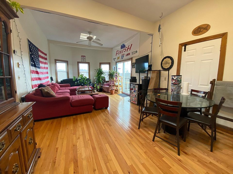 2nd image of 12 Fisher Ave #7