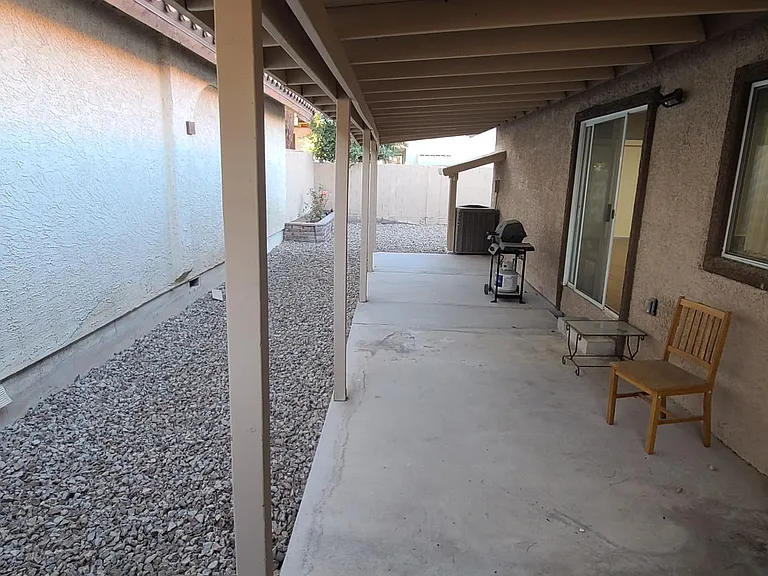 7708 Seagull Ave — Photo 10