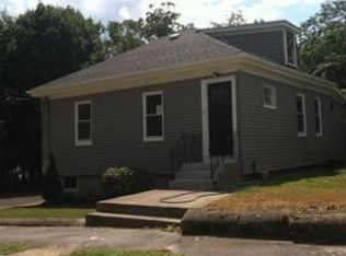 5 Clifton Ave, Wakefield, MA 01880