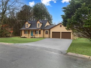 5265 Springtide Ln, Powder Springs, GA 30127