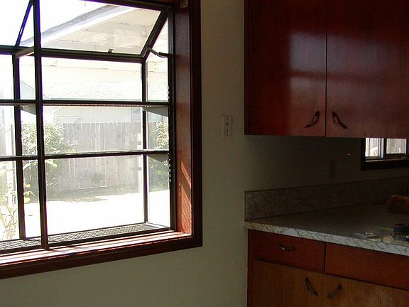 Nook with Garden Window