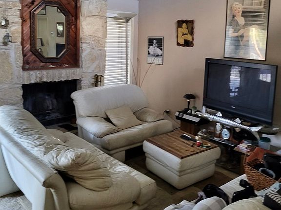 5th image of 3843 Barrington St #259