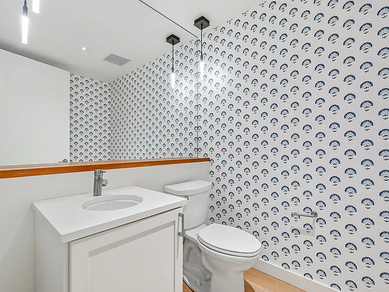 1750 Wewatta St #403 — Photo 9
