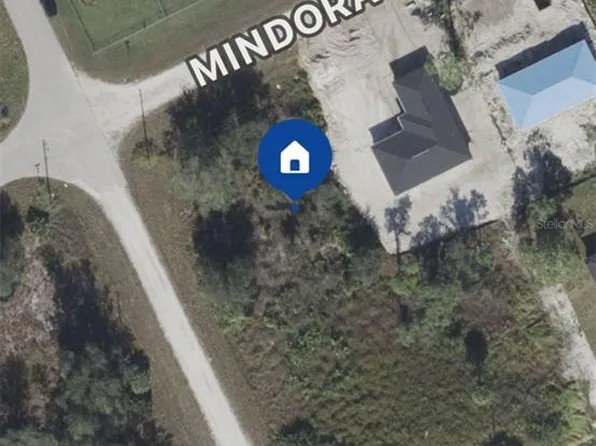 715 Mindora Ave, Lehigh Acres, FL 33972