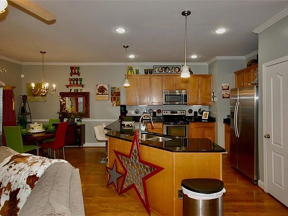 4th image of 125 Linton Dr