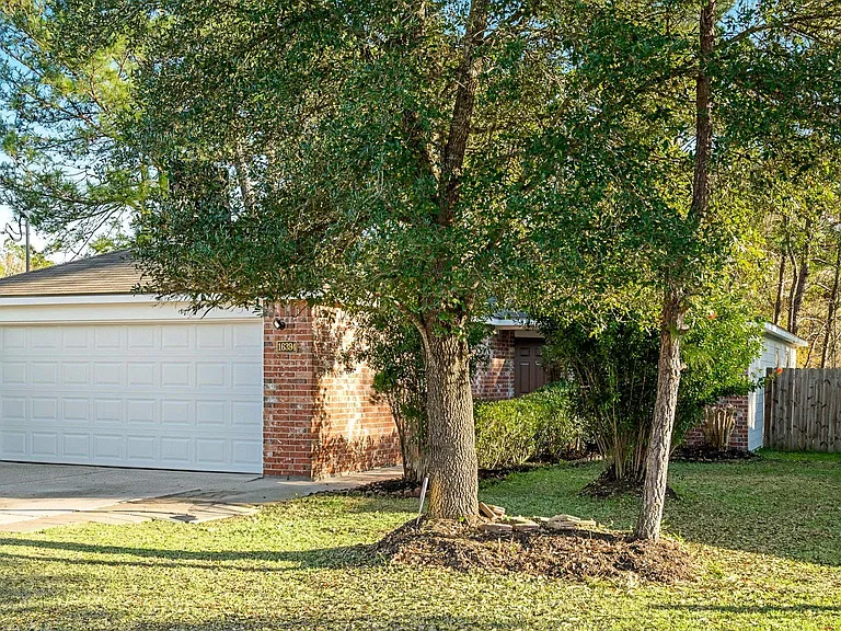 16394 Long Valley Ct — Photo 3