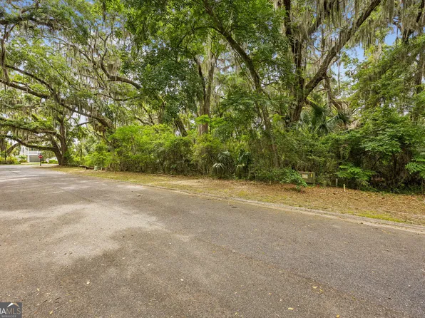103 Wagner Ln, Saint Marys, GA 31558
