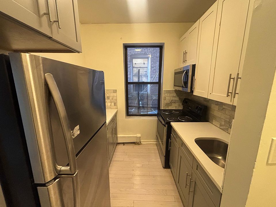 1st image of 196 Clinton Ave #14E