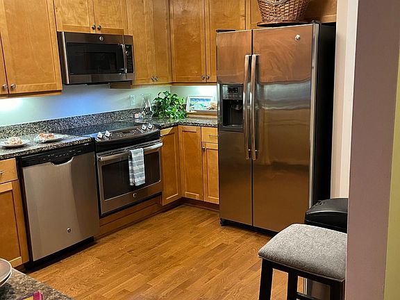 5th image of 717 S Columbus Blvd Unit 1612