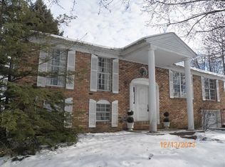 867 Hamlet Dr, Xenia, OH 45385