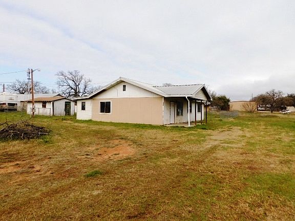 2nd image of 704 Kathleen Dr