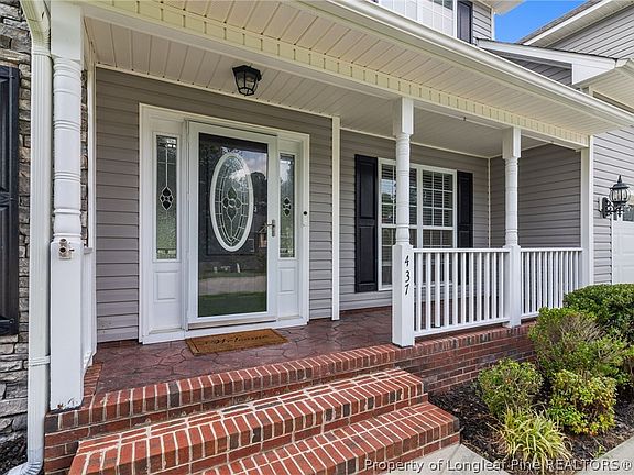 3rd image of 437 Spring Flowers Dr