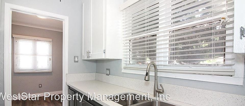 1st image of 2075 Locust Ave #A