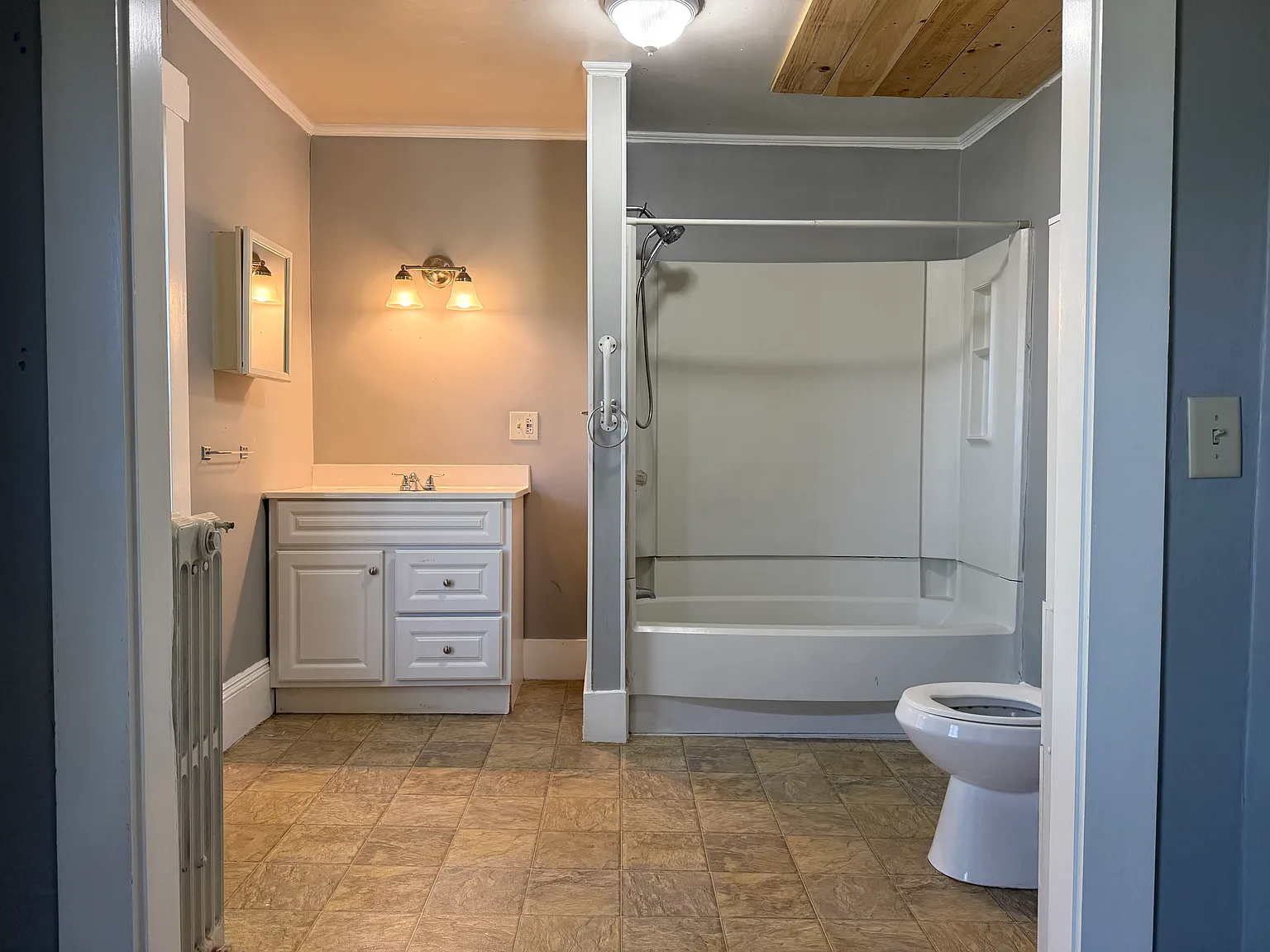 1 bed, $975 — Photo 3