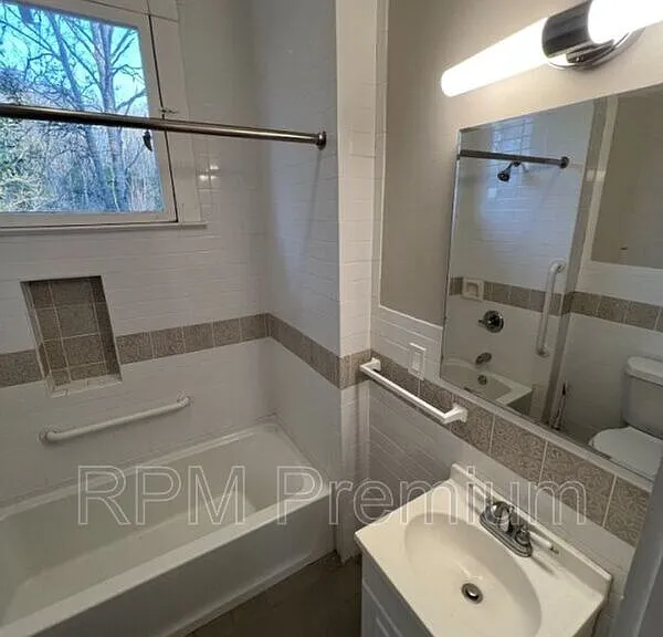 8222 Highway 955 E — Photo 17