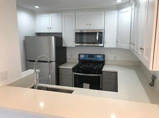 1060 Olive Ave APT 13, Long Beach, CA 90813