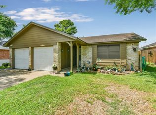 1327 Epsilon St, Pasadena, TX 77504